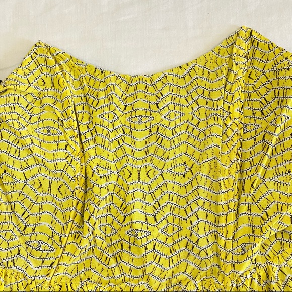 Line & Dot Yellow Shannon Corset Flutter Top XS - Picture 3 of 10
